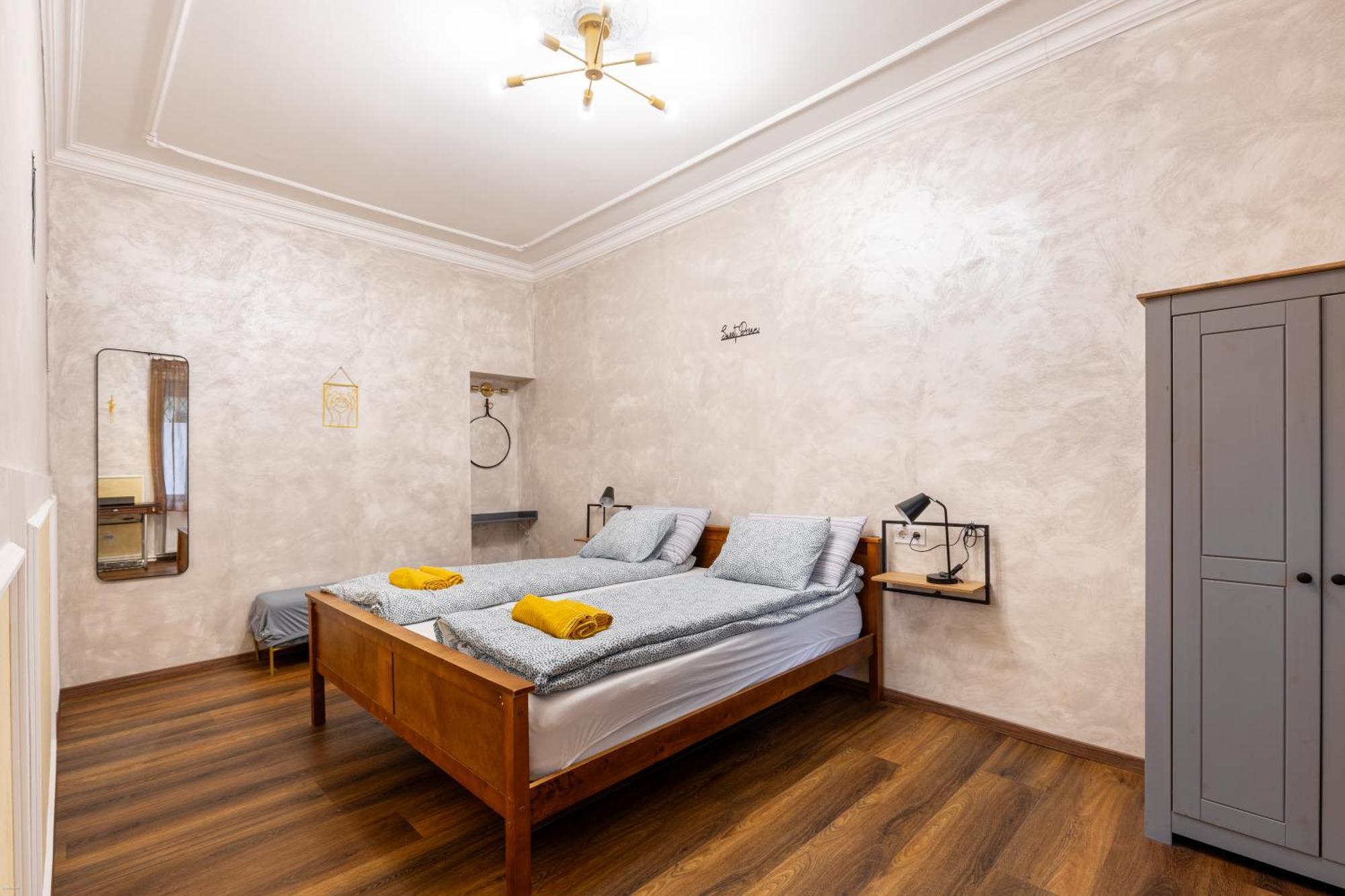 Mari&Emi Flat In Corvin Apartment Будапеща Екстериор снимка